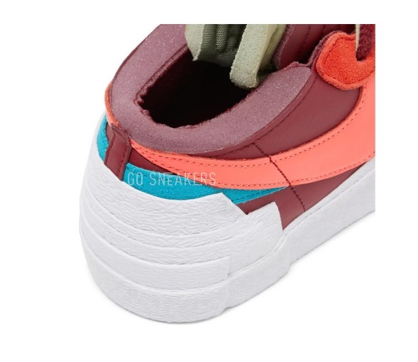 Унисекс кроссовки Nike KAWS x sacai x Blazer Low 'Team Red'