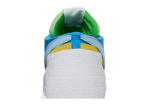 Унисекс кроссовки Nike KAWS x sacai x Blazer Low 'Neptune Blue'