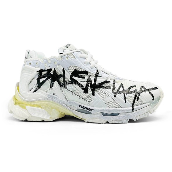 Унисекс кроссовки Balenciaga Runner Sneaker "Graffiti — White Black"