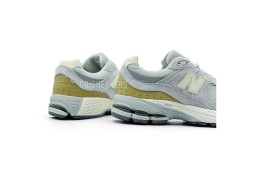 New Balance 2002R Grey/Brown