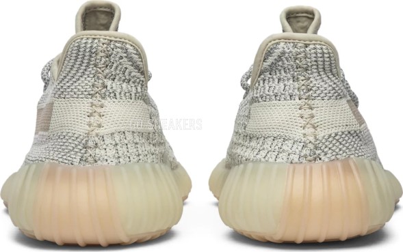 Унисекс кроссовки Adidas Yeezy Boost 350 V2 'Lundmark Non-Reflective'