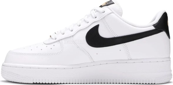 Женские кроссовки Nike Wmns Air Force 1 '07 Essential 'White Black'