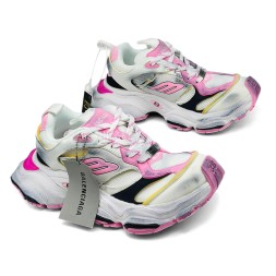 Balenciaga Cargo Sneaker Worn-Out - Pink